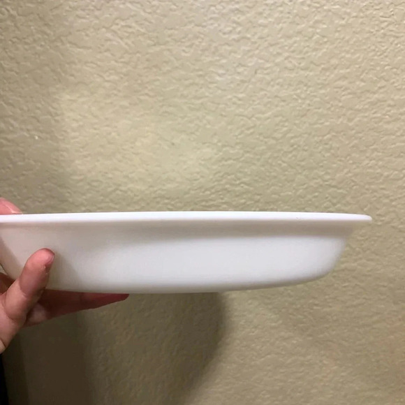 VTG MILK GLASS PYREX CORNINGWARE WHITE PIE DISH - Picture 2 of 5
